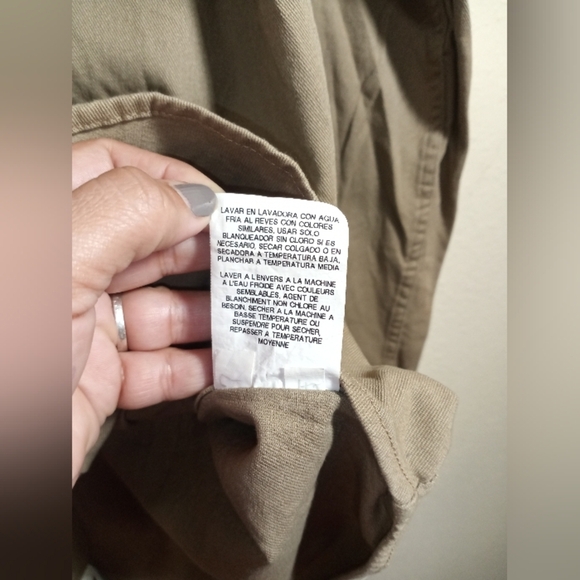 Wrangler Tan Button-Up Shirt - Picture 5 of 11